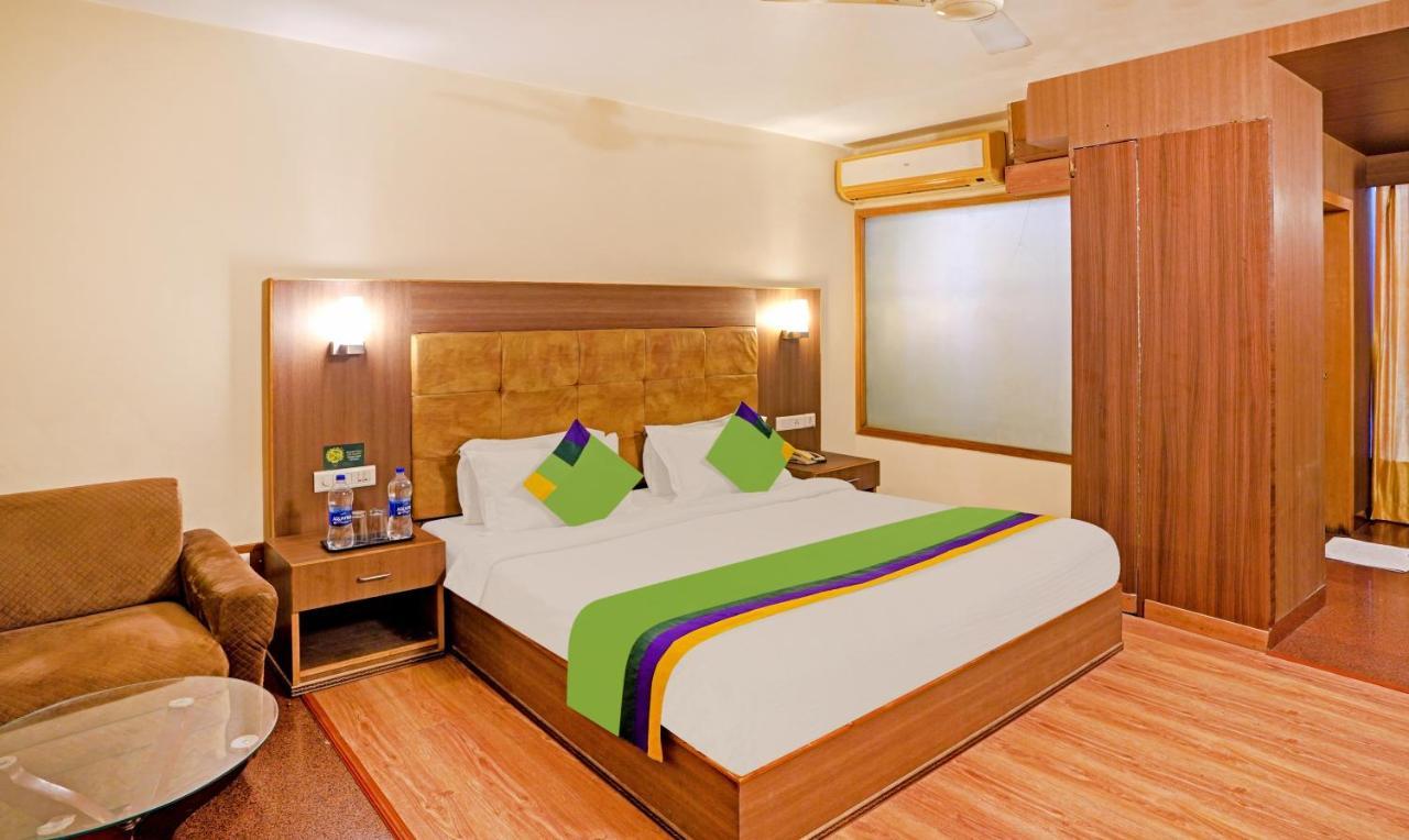 Treebo The Royal Cm, 4 Km From City Palace Jaipur Exterior photo