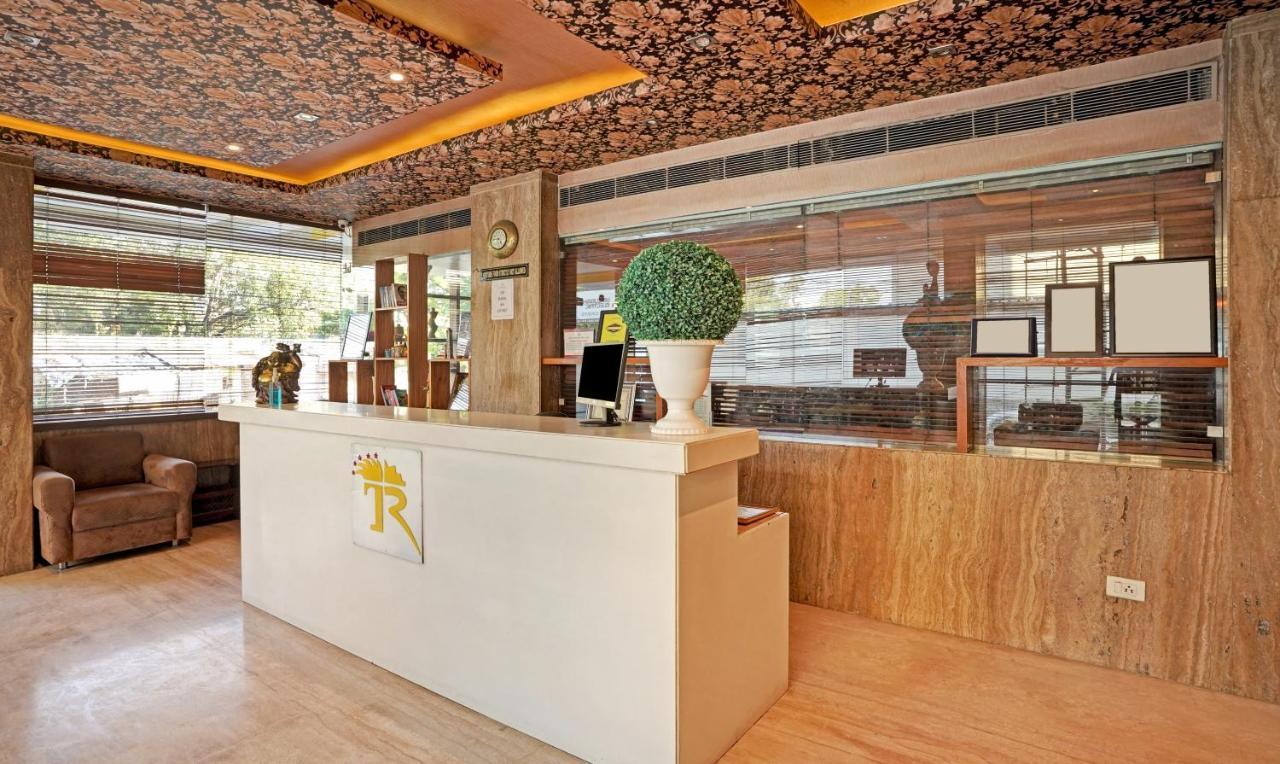 Treebo The Royal Cm, 4 Km From City Palace Jaipur Exterior photo