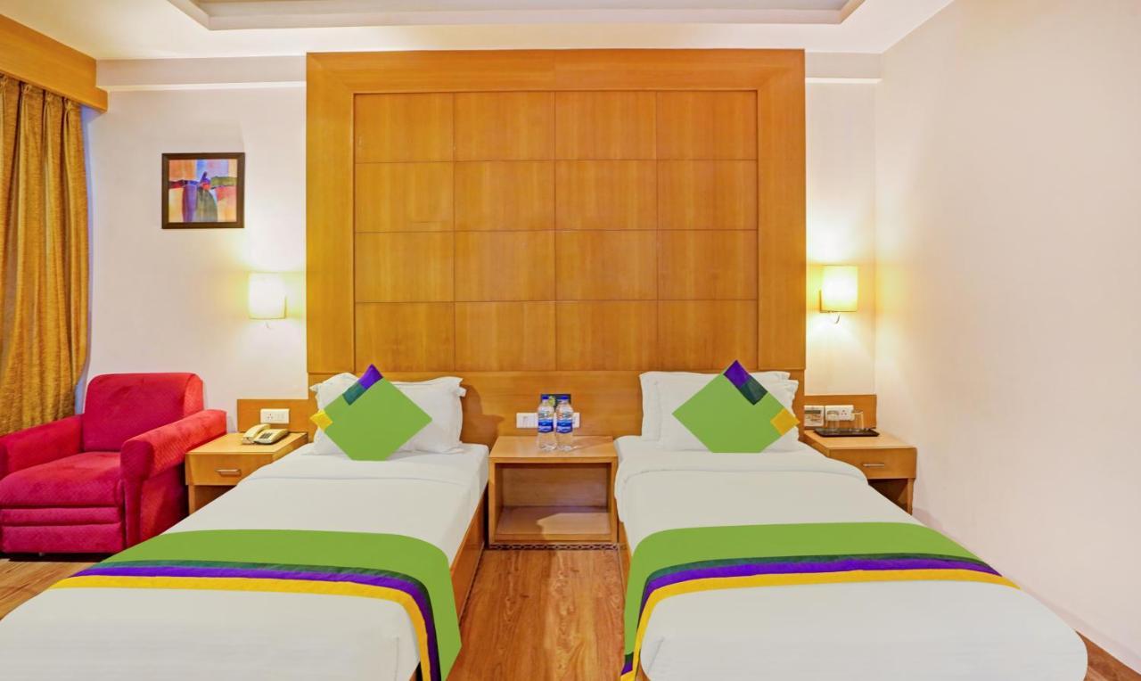 Treebo The Royal Cm, 4 Km From City Palace Jaipur Exterior photo